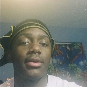 Meet your Posher, Kenneth